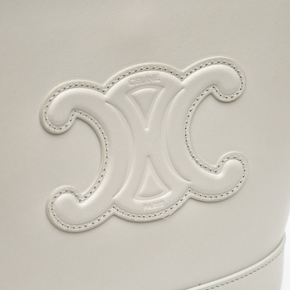 Pre-Loved Celine Small Smooth Calfskin Cuir Triomphe Bucket Bag - Picture 6 of 7